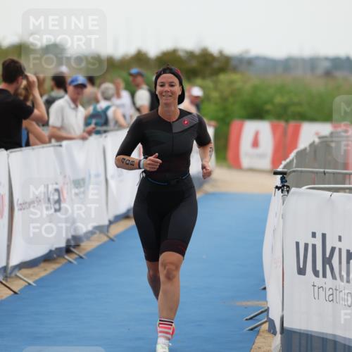 22.06.2025 - Viking Triathlon Yannick Fuchs http://msf.ph/oto/8075613 22.06.2025 16:14:55 Ziel 408 meine-sportfotos.de