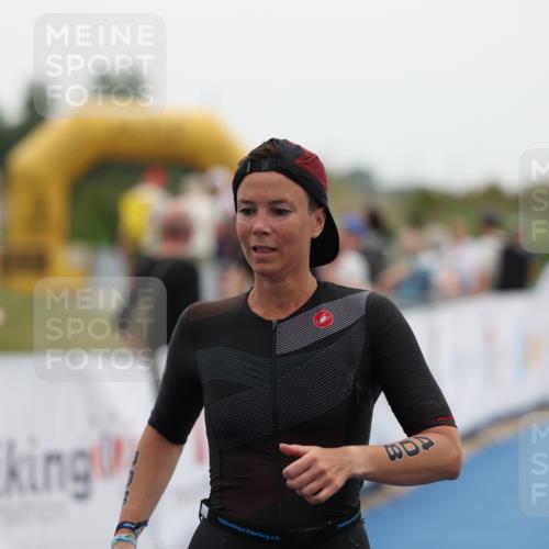 22.06.2025 - Viking Triathlon Yannick Fuchs http://msf.ph/oto/8075631 22.06.2025 16:14:58 Ziel 408 meine-sportfotos.de