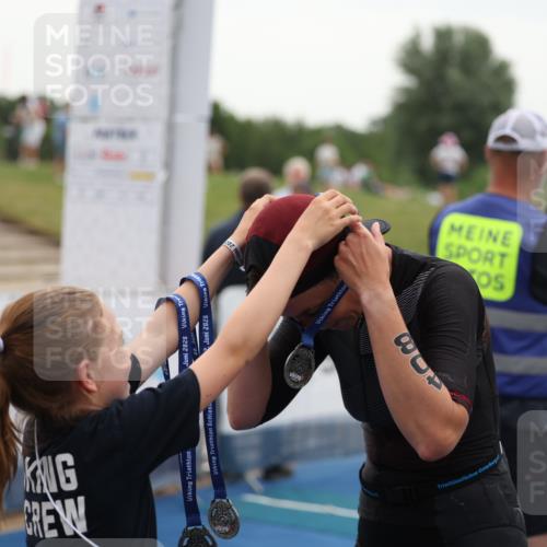 22.06.2025 - Viking Triathlon Yannick Fuchs http://msf.ph/oto/8075639 22.06.2025 16:15:01 Ziel 408 meine-sportfotos.de