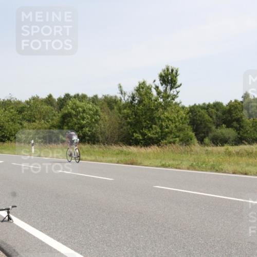 22.06.2025 - Viking Triathlon Yannick Fuchs http://msf.ph/oto/8075696 22.06.2025 11:49:20 Radfahren 405, 433, 634 meine-sportfotos.de