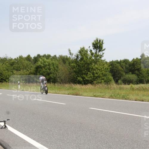 22.06.2025 - Viking Triathlon Yannick Fuchs http://msf.ph/oto/8075701 22.06.2025 11:49:37 Radfahren 22, 331, 375, 487, 488 meine-sportfotos.de
