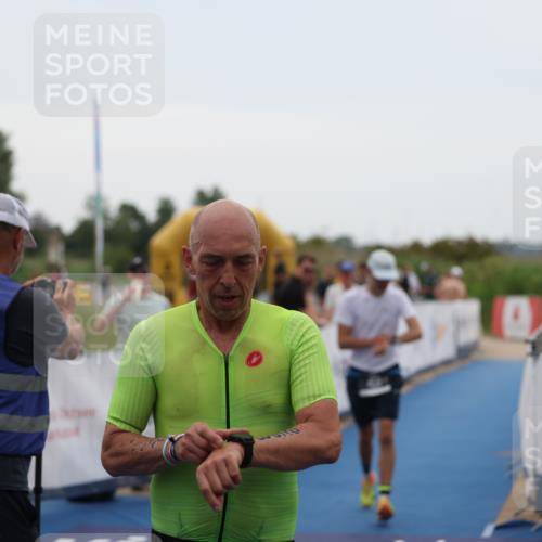 22.06.2025 - Viking Triathlon Yannick Fuchs http://msf.ph/oto/8075732 22.06.2025 16:16:55 Ziel 263, 459 meine-sportfotos.de