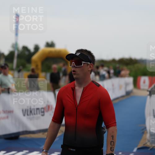 22.06.2025 - Viking Triathlon Yannick Fuchs http://msf.ph/oto/8075765 22.06.2025 16:17:17 Ziel 106 meine-sportfotos.de