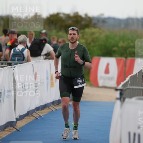 22.06.2025 - Viking Triathlon Yannick Fuchs http://msf.ph/oto/8075819 22.06.2025 16:18:32 Ziel 186 meine-sportfotos.de