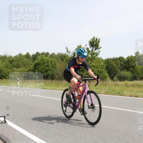 22.06.2025 - Viking Triathlon Yannick Fuchs http://msf.ph/oto/8075830 22.06.2025 11:51:48 Radfahren 165, 251, 498, 614 meine-sportfotos.de