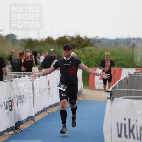 22.06.2025 - Viking Triathlon Yannick Fuchs http://msf.ph/oto/8075859 22.06.2025 16:19:40 Ziel 191 meine-sportfotos.de