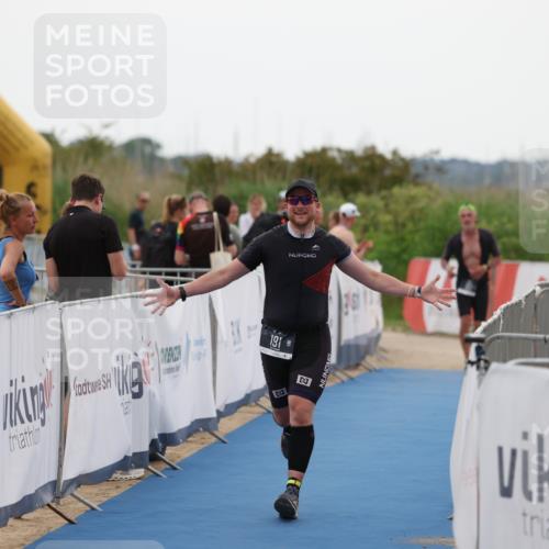 22.06.2025 - Viking Triathlon Yannick Fuchs http://msf.ph/oto/8075861 22.06.2025 16:19:41 Ziel 191 meine-sportfotos.de