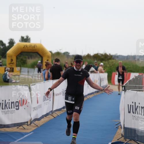 22.06.2025 - Viking Triathlon Yannick Fuchs http://msf.ph/oto/8075867 22.06.2025 16:19:42 Ziel 191 meine-sportfotos.de