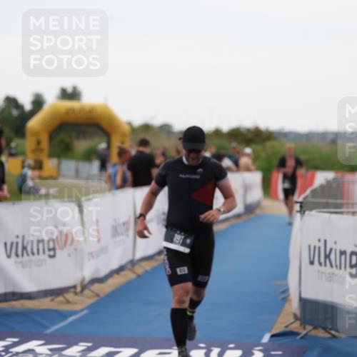 22.06.2025 - Viking Triathlon Yannick Fuchs http://msf.ph/oto/8075869 22.06.2025 16:19:43 Ziel 191, 372 meine-sportfotos.de