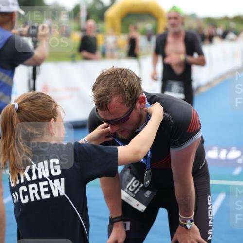 22.06.2025 - Viking Triathlon Yannick Fuchs http://msf.ph/oto/8075883 22.06.2025 16:19:49 Ziel 372 meine-sportfotos.de