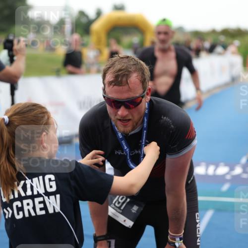 22.06.2025 - Viking Triathlon Yannick Fuchs http://msf.ph/oto/8075886 22.06.2025 16:19:50 Ziel 372 meine-sportfotos.de