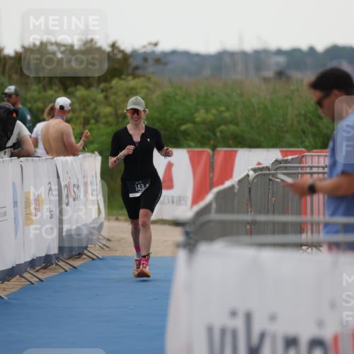 22.06.2025 - Viking Triathlon Yannick Fuchs http://msf.ph/oto/8075993 22.06.2025 16:21:25 Ziel 143 meine-sportfotos.de