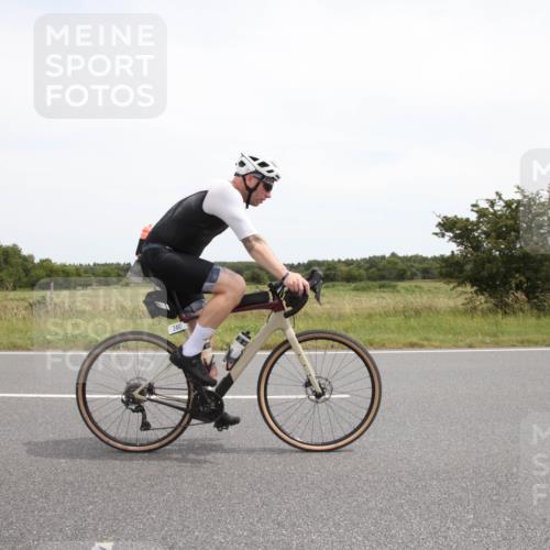 22.06.2025 - Viking Triathlon Yannick Fuchs http://msf.ph/oto/8076016 22.06.2025 13:56:55 Radfahren 246 meine-sportfotos.de