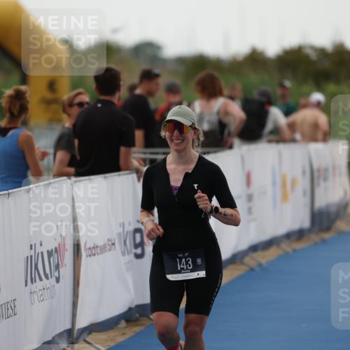 22.06.2025 - Viking Triathlon Yannick Fuchs http://msf.ph/oto/8076018 22.06.2025 16:21:29 Ziel 143 meine-sportfotos.de