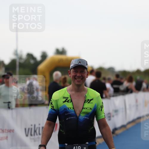 22.06.2025 - Viking Triathlon Yannick Fuchs http://msf.ph/oto/8076080 22.06.2025 16:22:12 Ziel 418 meine-sportfotos.de