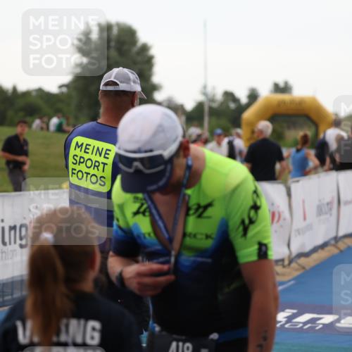 22.06.2025 - Viking Triathlon Yannick Fuchs http://msf.ph/oto/8076097 22.06.2025 16:22:17 Ziel  meine-sportfotos.de