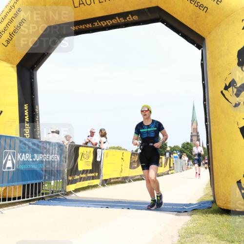 22.06.2025 - Viking Triathlon H.Heesch http://msf.ph/oto/8076105 22.06.2025 14:04:49 Laufen 210, 389, 421, 606 meine-sportfotos.de