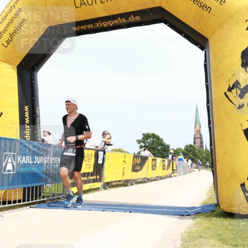22.06.2025 - Viking Triathlon H.Heesch http://msf.ph/oto/8076115 22.06.2025 14:05:48 Laufen 176, 433, 631 meine-sportfotos.de