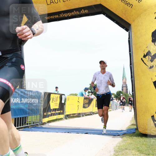 22.06.2025 - Viking Triathlon H.Heesch http://msf.ph/oto/8076149 22.06.2025 14:09:00 Laufen 22, 87, 555 meine-sportfotos.de