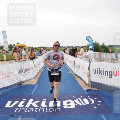 22.06.2025 - Viking Triathlon MichiJ http://msf.ph/oto/8076159 22.06.2025 15:54:19 Ziel 43, 241 meine-sportfotos.de