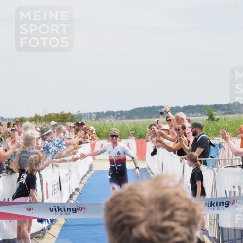 22.06.2025 - Viking Triathlon MichiJ http://msf.ph/oto/8076208 22.06.2025 13:47:03 Ziel 4 meine-sportfotos.de