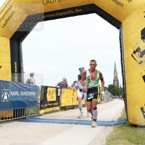 22.06.2025 - Viking Triathlon H.Heesch http://msf.ph/oto/8076222 22.06.2025 14:50:01 Laufen 217, 248 meine-sportfotos.de