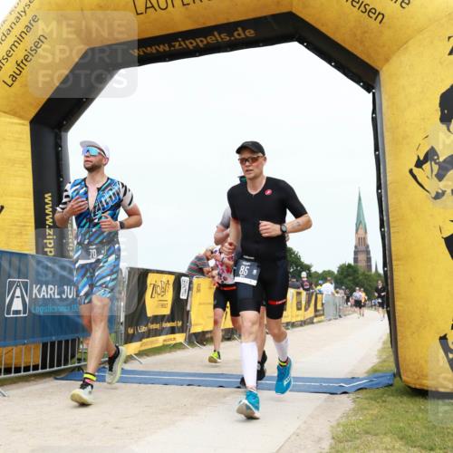 22.06.2025 - Viking Triathlon H.Heesch http://msf.ph/oto/8076241 22.06.2025 14:50:32 Laufen 70, 85, 334, 361, 509 meine-sportfotos.de