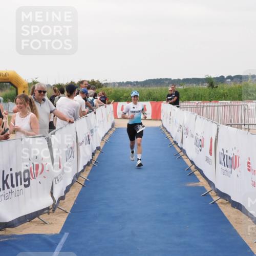 22.06.2025 - Viking Triathlon MichiJ http://msf.ph/oto/8076246 22.06.2025 16:02:05 Ziel 256 meine-sportfotos.de