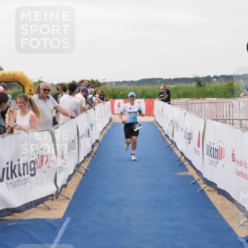 22.06.2025 - Viking Triathlon MichiJ http://msf.ph/oto/8076253 22.06.2025 16:02:05 Ziel 256 meine-sportfotos.de