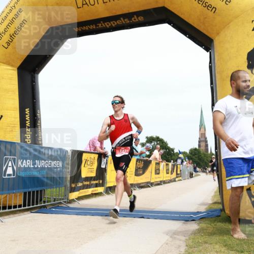 22.06.2025 - Viking Triathlon H.Heesch http://msf.ph/oto/8076284 22.06.2025 14:13:17 Laufen 77, 642, 661 meine-sportfotos.de