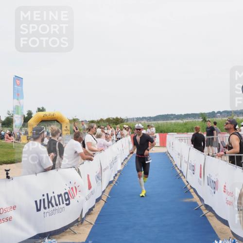 22.06.2025 - Viking Triathlon MichiJ http://msf.ph/oto/8076289 22.06.2025 14:33:56 Ziel 341 meine-sportfotos.de