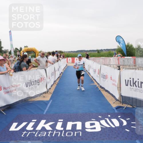 22.06.2025 - Viking Triathlon MichiJ http://msf.ph/oto/8076330 22.06.2025 16:02:06 Ziel 256 meine-sportfotos.de