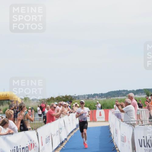 22.06.2025 - Viking Triathlon MichiJ http://msf.ph/oto/8076364 22.06.2025 13:55:35 Ziel 521 meine-sportfotos.de