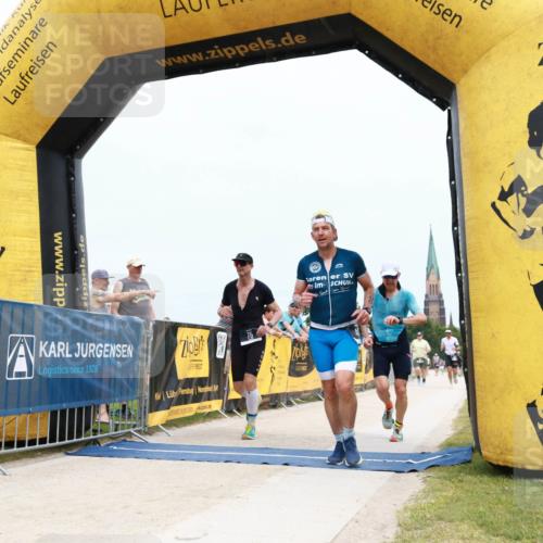 22.06.2025 - Viking Triathlon H.Heesch http://msf.ph/oto/8076365 22.06.2025 14:52:36 Laufen 68, 75, 321, 406 meine-sportfotos.de