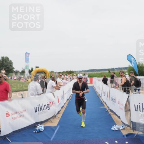 22.06.2025 - Viking Triathlon MichiJ http://msf.ph/oto/8076375 22.06.2025 14:33:57 Ziel 341, 662 meine-sportfotos.de