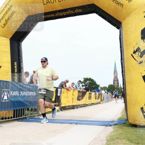 22.06.2025 - Viking Triathlon H.Heesch http://msf.ph/oto/8076386 22.06.2025 14:52:45 Laufen 303, 450 meine-sportfotos.de