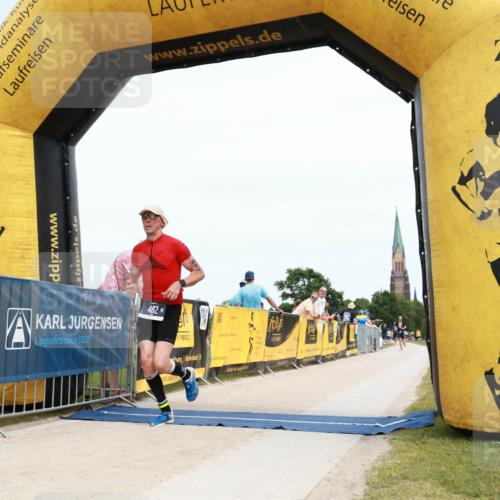 22.06.2025 - Viking Triathlon H.Heesch http://msf.ph/oto/8076394 22.06.2025 14:15:03 Laufen 482 meine-sportfotos.de
