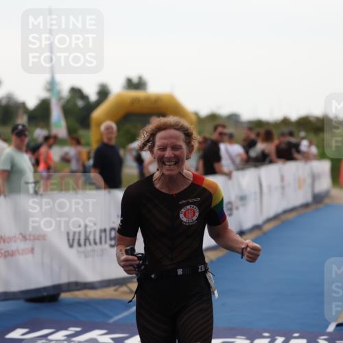 22.06.2025 - Viking Triathlon Yannick Fuchs http://msf.ph/oto/8076405 22.06.2025 16:22:37 Ziel 425, 531 meine-sportfotos.de