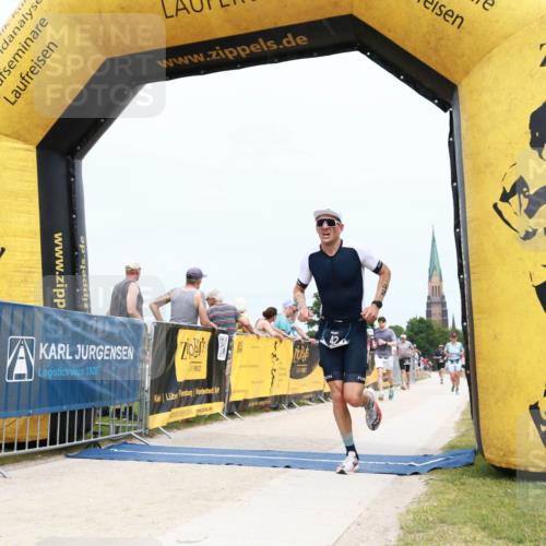 22.06.2025 - Viking Triathlon H.Heesch http://msf.ph/oto/8076407 22.06.2025 14:53:01 Laufen 31, 42 meine-sportfotos.de