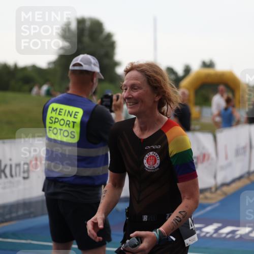 22.06.2025 - Viking Triathlon Yannick Fuchs http://msf.ph/oto/8076419 22.06.2025 16:22:38 Ziel 425, 531 meine-sportfotos.de