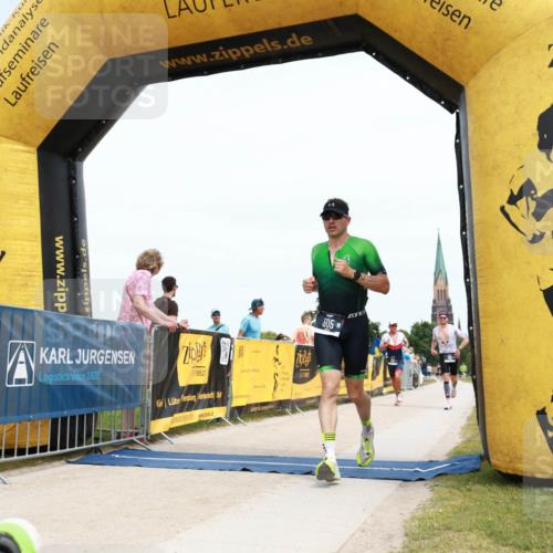 22.06.2025 - Viking Triathlon H.Heesch http://msf.ph/oto/8076421 22.06.2025 14:15:37 Laufen 148, 242, 329, 505 meine-sportfotos.de