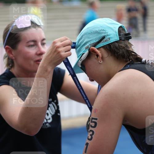 22.06.2025 - Viking Triathlon Yannick Fuchs http://msf.ph/oto/8076434 22.06.2025 16:22:40 Ziel 425 meine-sportfotos.de