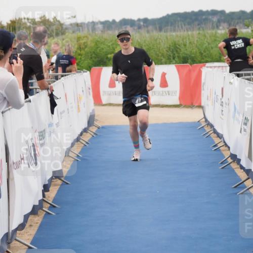 22.06.2025 - Viking Triathlon MichiJ http://msf.ph/oto/8076450 22.06.2025 16:02:25 Ziel 479 meine-sportfotos.de