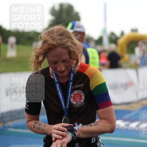 22.06.2025 - Viking Triathlon Yannick Fuchs http://msf.ph/oto/8076452 22.06.2025 16:22:42 Ziel  meine-sportfotos.de