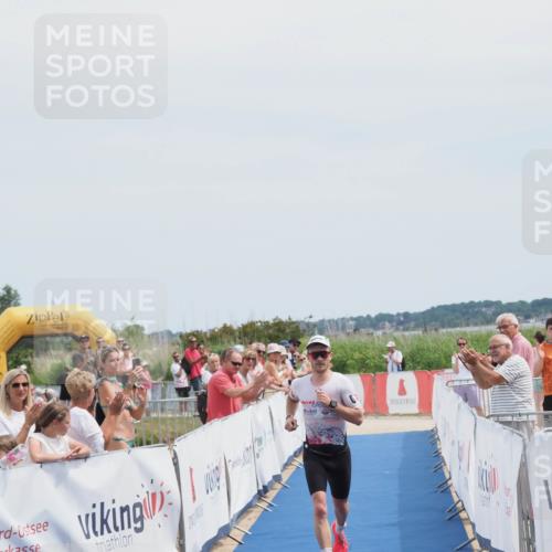 22.06.2025 - Viking Triathlon MichiJ http://msf.ph/oto/8076465 22.06.2025 13:55:36 Ziel 521 meine-sportfotos.de