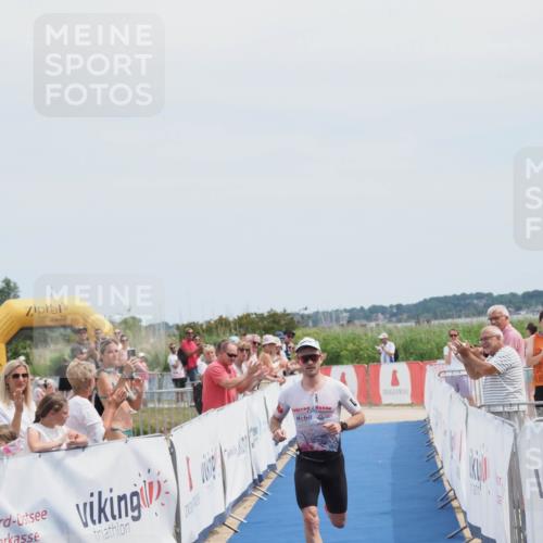 22.06.2025 - Viking Triathlon MichiJ http://msf.ph/oto/8076473 22.06.2025 13:55:36 Ziel 521 meine-sportfotos.de