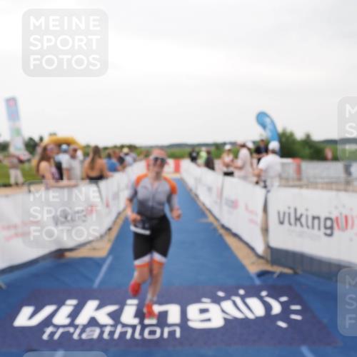 22.06.2025 - Viking Triathlon MichiJ http://msf.ph/oto/8076505 22.06.2025 15:54:24 Ziel 43 meine-sportfotos.de