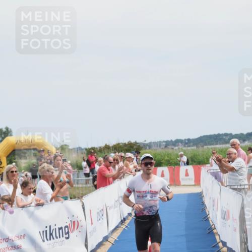 22.06.2025 - Viking Triathlon MichiJ http://msf.ph/oto/8076510 22.06.2025 13:55:37 Ziel 521 meine-sportfotos.de