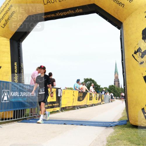 22.06.2025 - Viking Triathlon H.Heesch http://msf.ph/oto/8076514 22.06.2025 14:16:27 Laufen 211, 299 meine-sportfotos.de