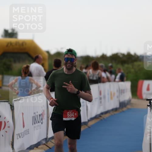 22.06.2025 - Viking Triathlon Yannick Fuchs http://msf.ph/oto/8076544 22.06.2025 16:23:20 Ziel 634 meine-sportfotos.de